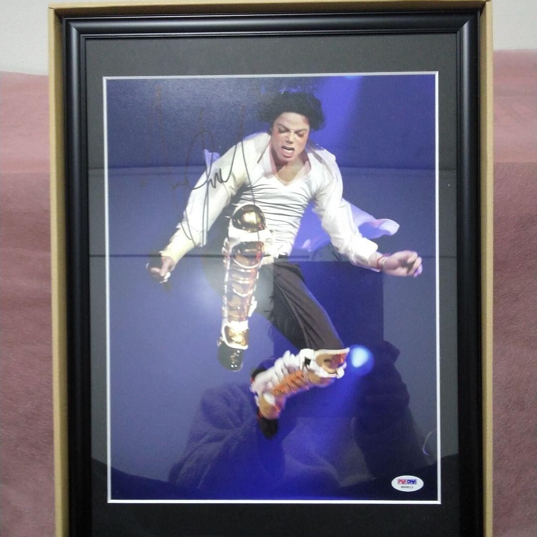 Michael Jackson Autograph Signed poster with frame PSA/ DNA Certificate rare (1 of 5)