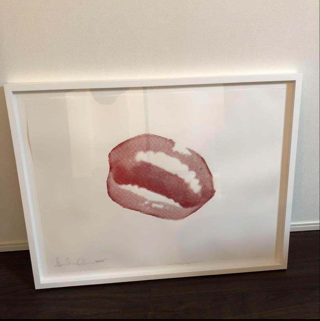 shane bowden monroe lip silkscreen signed framed 88cm x 66cm: shane bowden monroe lip silkscreen signed framed 88cm x 66cm Shane Bowden's Monroe lip print silkscreen is a striking piece, measuring 88cm x 66cm. Brought to life on paper, the artwork bears a