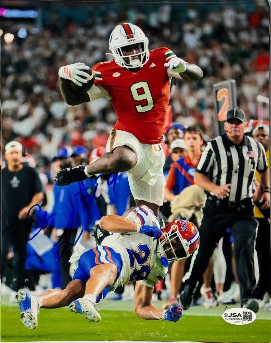 Elija Lofton Autographed Photo Hurricanes Miami 8x10: Elija Lofton Autographed Photo Hurricanes Miami 8x10 Elija Lofton, the talented running back for the Miami Hurricanes, has signed this official 8x10 photo in blue sharpie. The James Spence Authenticat
