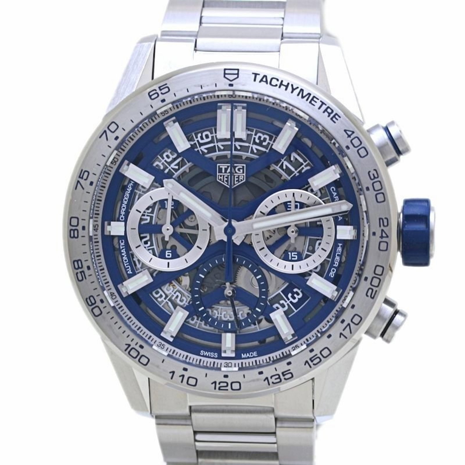 Wristwatch by Tag Heuer: Wristwatch by Tag Heuer Stainless steel case and band, 43mm diameter, perfect for those who appreciate classic style. Worn but well-maintained, with a few traces of usage and some minor scratches/dirt