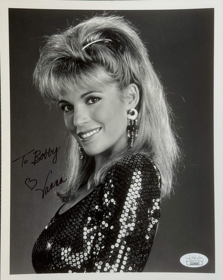 White Vanna Autographed 8x10 Celebrity Photo JSA: White Vanna Autographed 8x10 Celebrity Photo JSA Item Specifics: Brand: James Spence Authentication (JSA) Vanna White Autographed 8x10 Celebrity Photo Signed in black sharpie across the front of the p