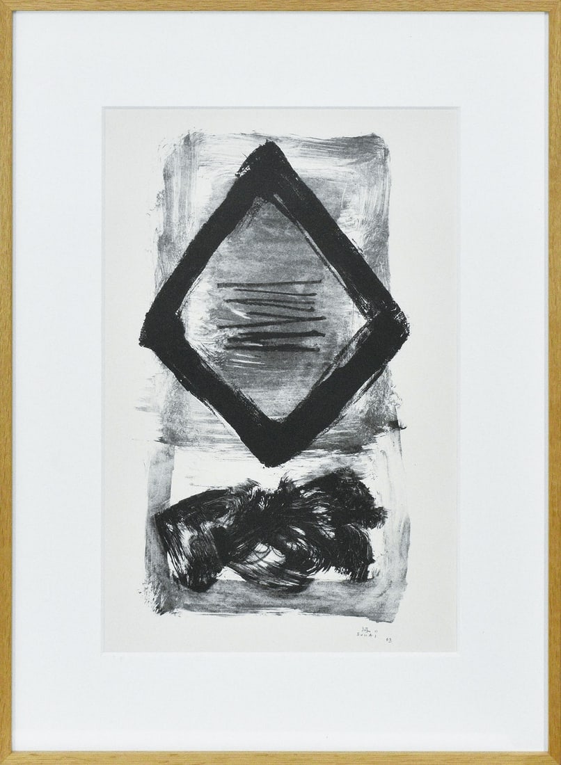 Limited Edition Abstract Art Signed by Kumi Sugai in 1962 Lithograph: Limited Edition Abstract Art Signed by Kumi Sugai in 1962 Lithograph Signed by Kumi Sugai in 1962, this limited edition lithograph features an abstract design created on paper in the traditional Japan