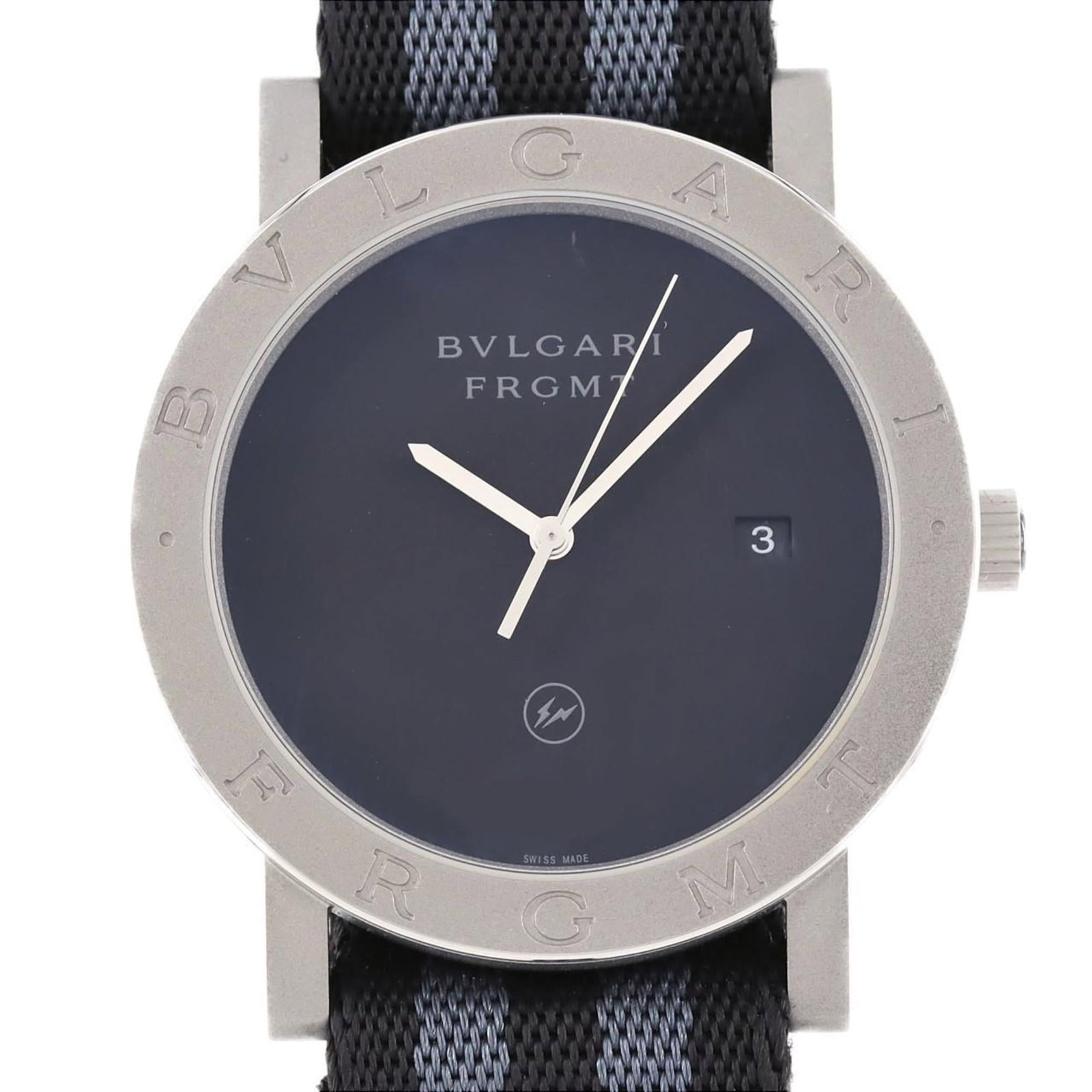 Bvlgari Wristwatch: Bvlgari Wristwatch Stainless steel case, 41mm in diameter, adds a touch of sophistication to this black Bvlgari wristwatch. The black band and dial complement each other perfectly, creating a sleek an