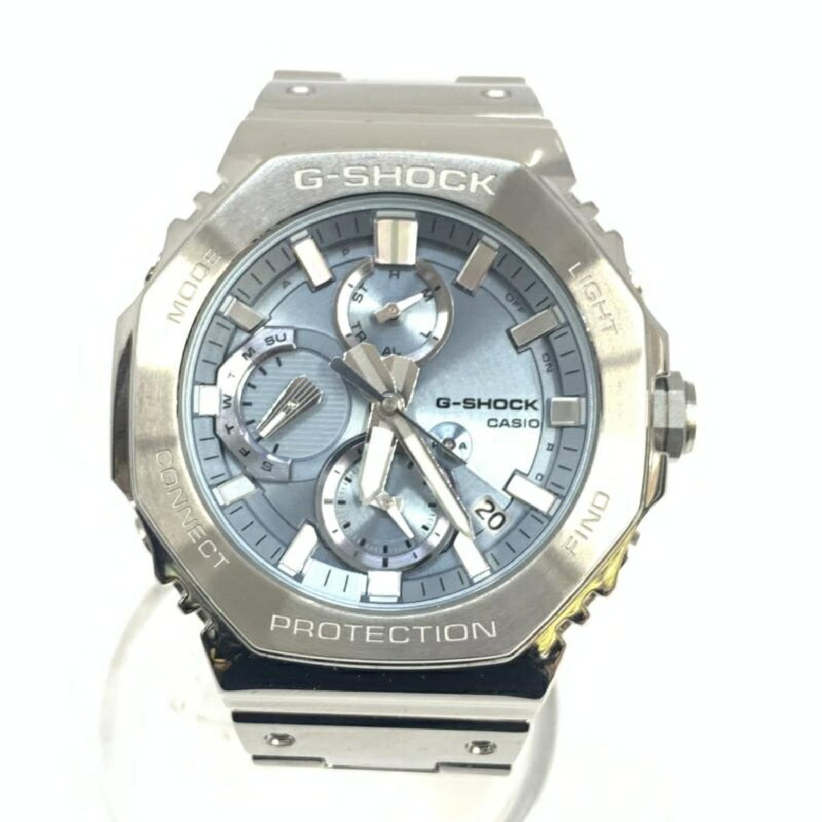 Wristwatch from Casio: Wristwatch from Casio Casio wristwatch with a 45mm case diameter and 16cm strap length, bearing traces of usage and minor scratches. The watch's condition is generally good despite showing signs of we