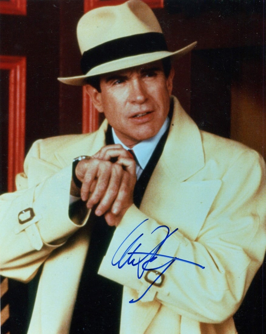Warren Beatty Celebrity Autographed 8x10 Photo: Warren Beatty Celebrity Autographed 8x10 Photo Warren Beatty's blue sharpie signature adds a touch of Hollywood glamour to this 8x10 celebrity photo. The iconic actor's image is captured in high-quali