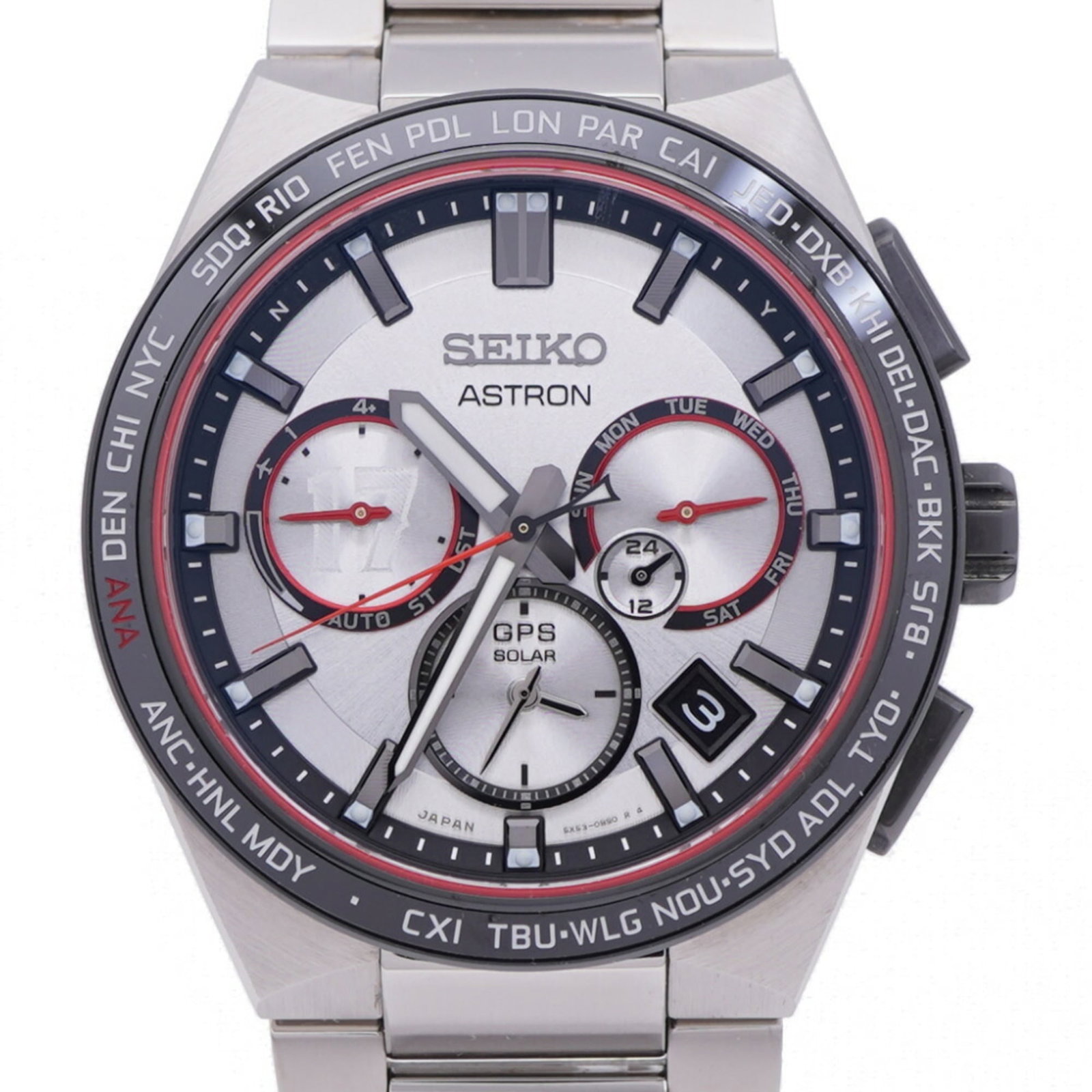 Wristwatch from Seiko: Wristwatch from Seiko Ceramic and titanium case, measuring 43mm in diameter, provides a sleek and durable design. The wristwatch features a ceramic and titanium band, complementing the case material f