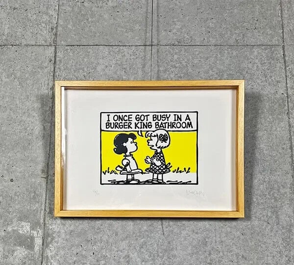 Mark Drew BURGER KING BATHROOM 2015 Edition autographed and framed: Mark Drew BURGER KING BATHROOM 2015 Edition autographed and framed Mark Drew's burger-themed artwork, created in 2015, is a unique print featuring the iconic Burger King bathroom. The piece is signed 