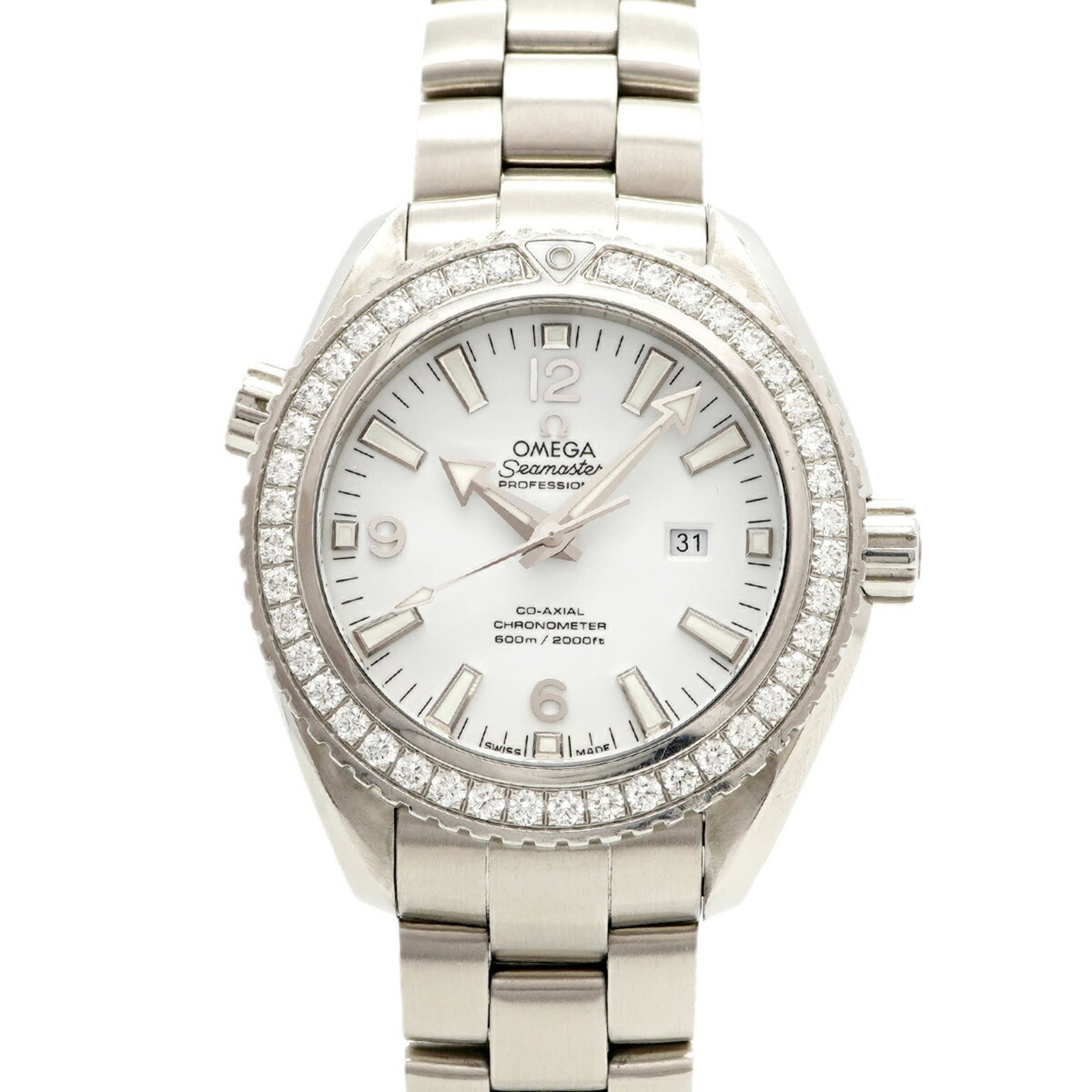 Omega Wristwatch: Omega Wristwatch Stainless steel band adds durability to this Omega wristwatch, which features a white dial and a case diameter of 37.8mm. The watch has traces of usage, with scratches and dirt visibl
