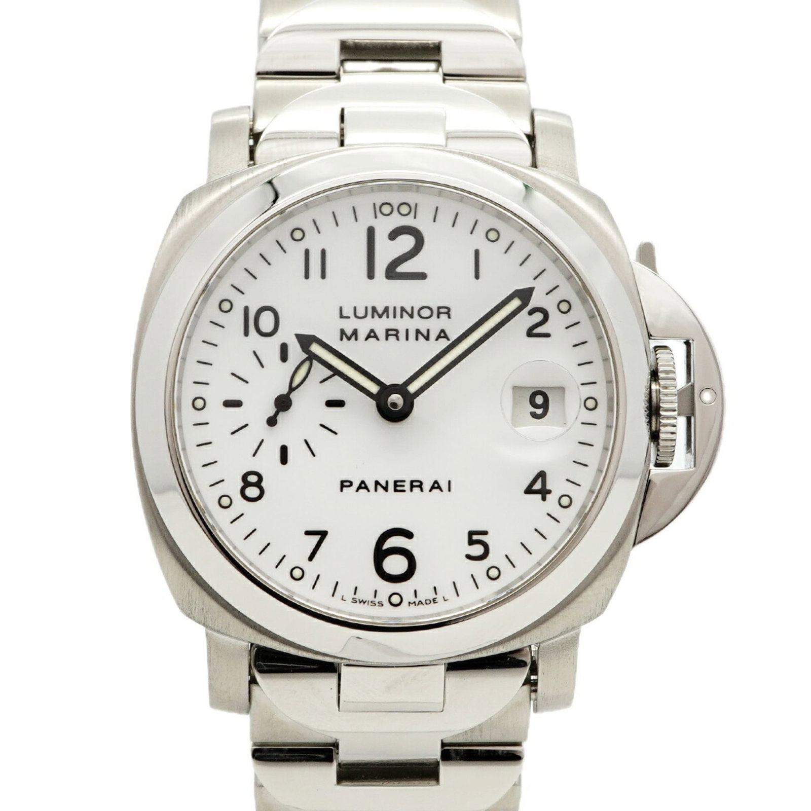 Officine Panerai Wristwatch: Officine Panerai Wristwatch Stainless steel band adds durability to this Officine Panerai wristwatch, featuring a white dial and a case diameter of 40.5mm. The watch has some traces of usage, with min