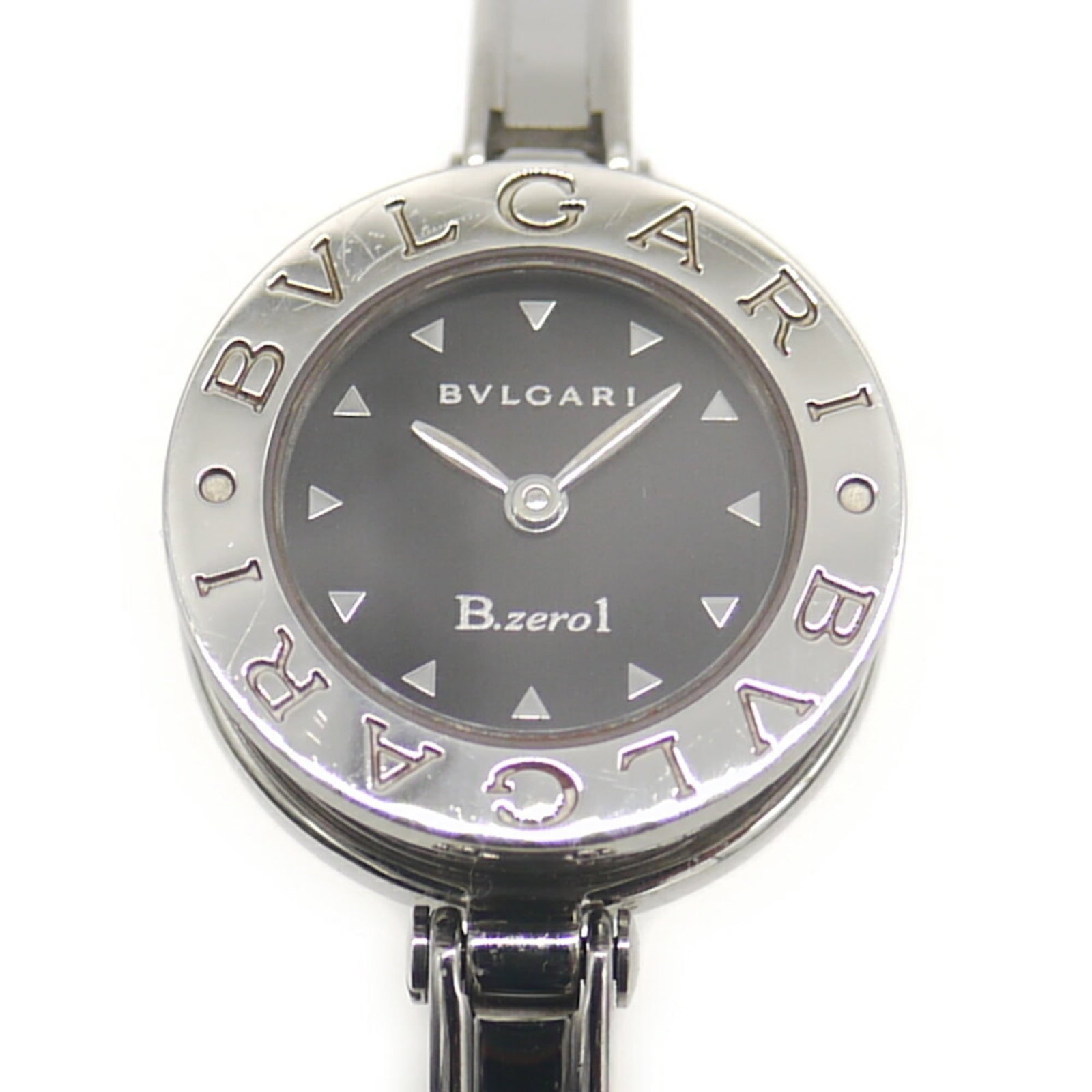 Bvlgari Wristwatch: Bvlgari Wristwatch Stainless steel case and band add a sleek touch to this Bvlgari wristwatch, featuring a black dial. The watch measures 22.2mm in diameter and fits wrists up to 15cm in length. With 