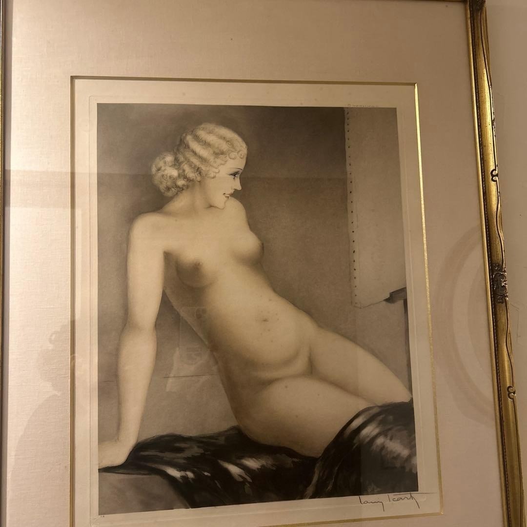 LOUIS ICART Model I Etching 1932 Hand-colored Signed embossed seal Framed: LOUIS ICART Model I Etching 1932 Hand-colored Signed embossed seal Framed Signed by Louis Icart, this 1932 etching print showcases the artist's unique style in multi-color hand-colored detail. The emb