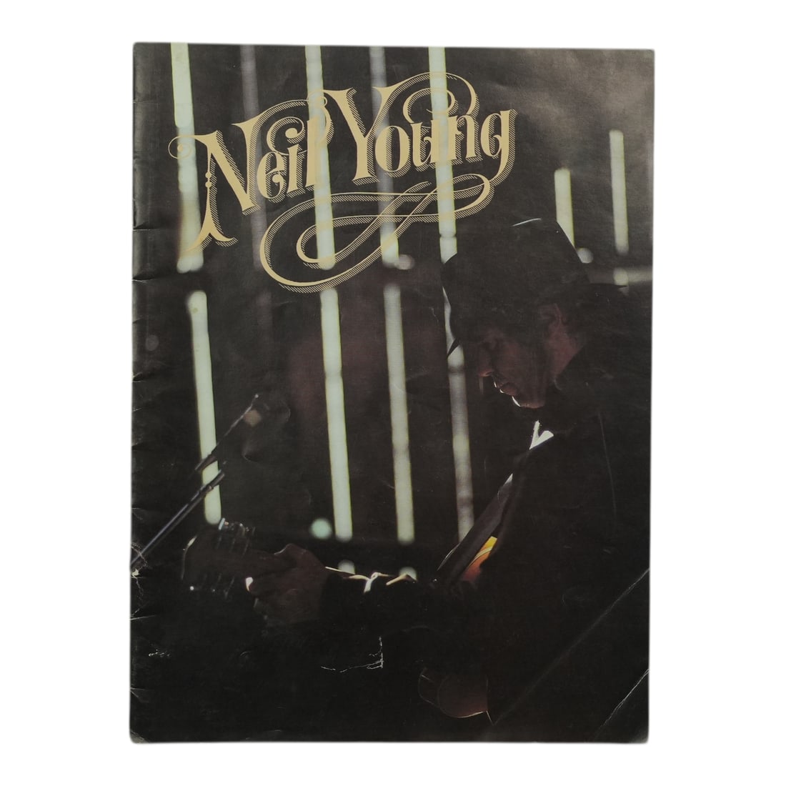 Harvesters Neil Young 1984 Tour Program: Harvesters Neil Young 1984 Tour Program Original vintage 1984 Neil Young International Harvesters Tour Program. This tour program, in good condition with signs of wear, features the iconic artist and 