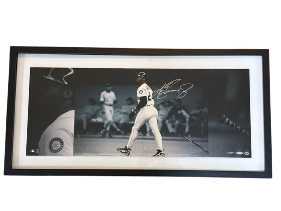 Ken Griffey Jr. Photo Upper Deck Authenticated Limited Edition of 124 Autographe: Ken Griffey Jr. Photo Upper Deck Authenticated Limited Edition of 124 Autographe Signed by Ken Griffey Jr., this Upper Deck Authenticated Limited Edition print features a portrait of the baseball lege