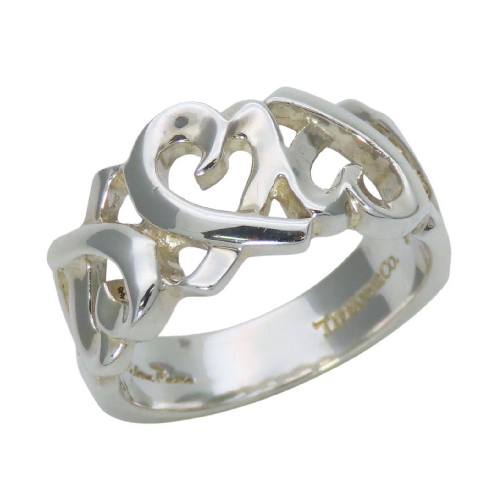 Tiffany band ring silver 925: Tiffany band ring silver 925 Silver band ring from Tiffany, crafted in 925 sterling silver with a sleek 4.3mm width and 5 US size. The ring bears some minor scratches and dirt, but remains in very goo