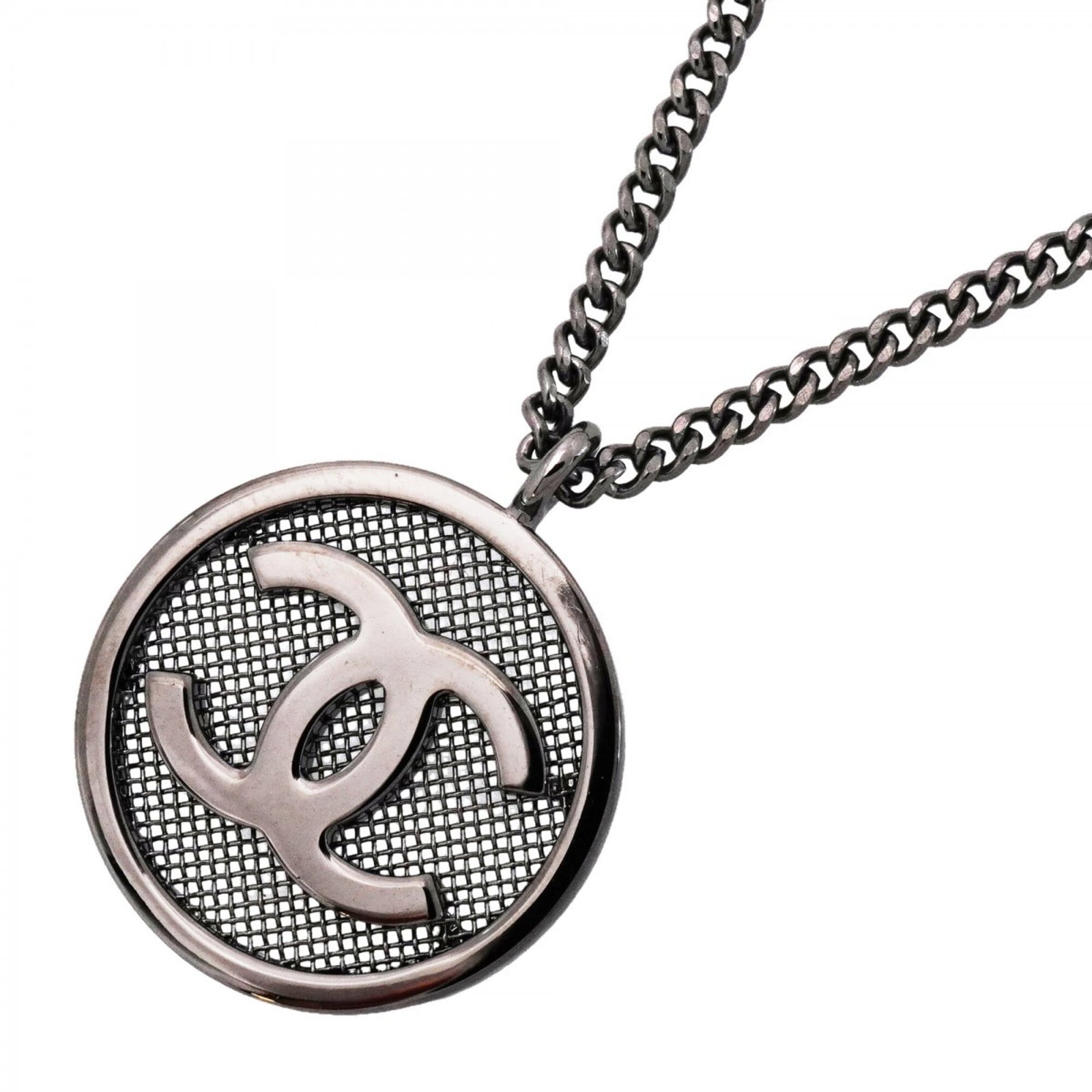 Women's Gray Gunmetal Necklace Circle Coco Chanel: Women's Gray Gunmetal Necklace Circle Coco Chanel Gray Gunmetal Circle Necklace by Coco Chanel - A timeless piece from the iconic fashion house. This women's necklace features a striking gray