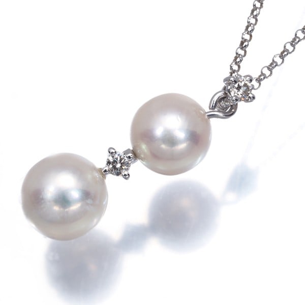 Tasaki Necklace Akoya Pearl 6.3Mm/ 6.7Mm Diamond 0.05Ct 18K Wg: Tasaki Necklace Akoya Pearl 6.3Mm/ 6.7Mm Diamond 0.05Ct 18K Wg Tasaki Necklace features an Akoya pearl with a diameter of 6.3mm/6.7mm, paired with a diamond weighing 0.05ct, set in 18k white gold