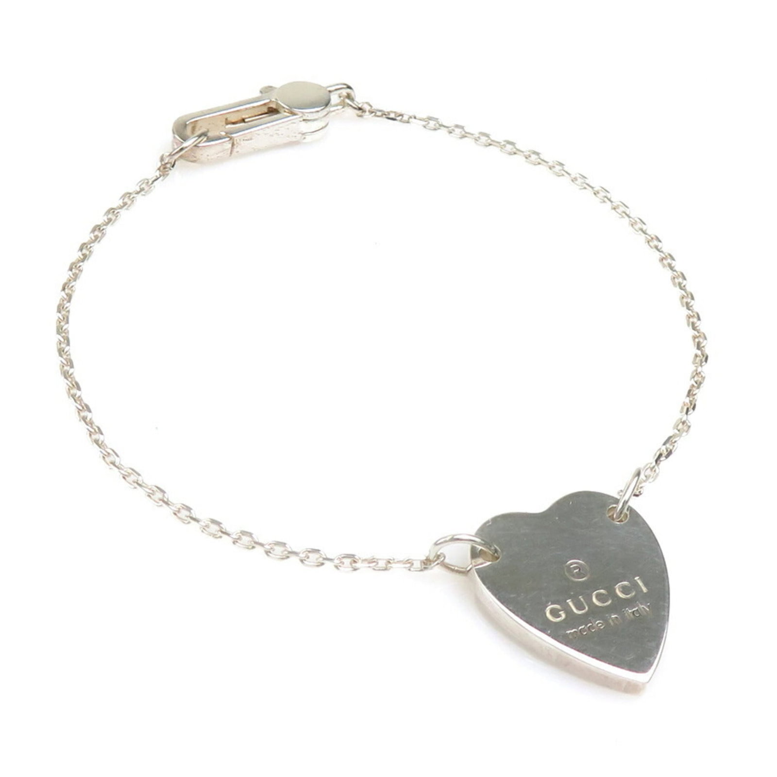Gucci Charm Bracelet Silver 925: Gucci Charm Bracelet Silver 925 Silver 925 charm bracelet from Gucci, featuring a classic design with subtle signs of use. The 17cm length provides a comfortable fit for everyday wear. With its