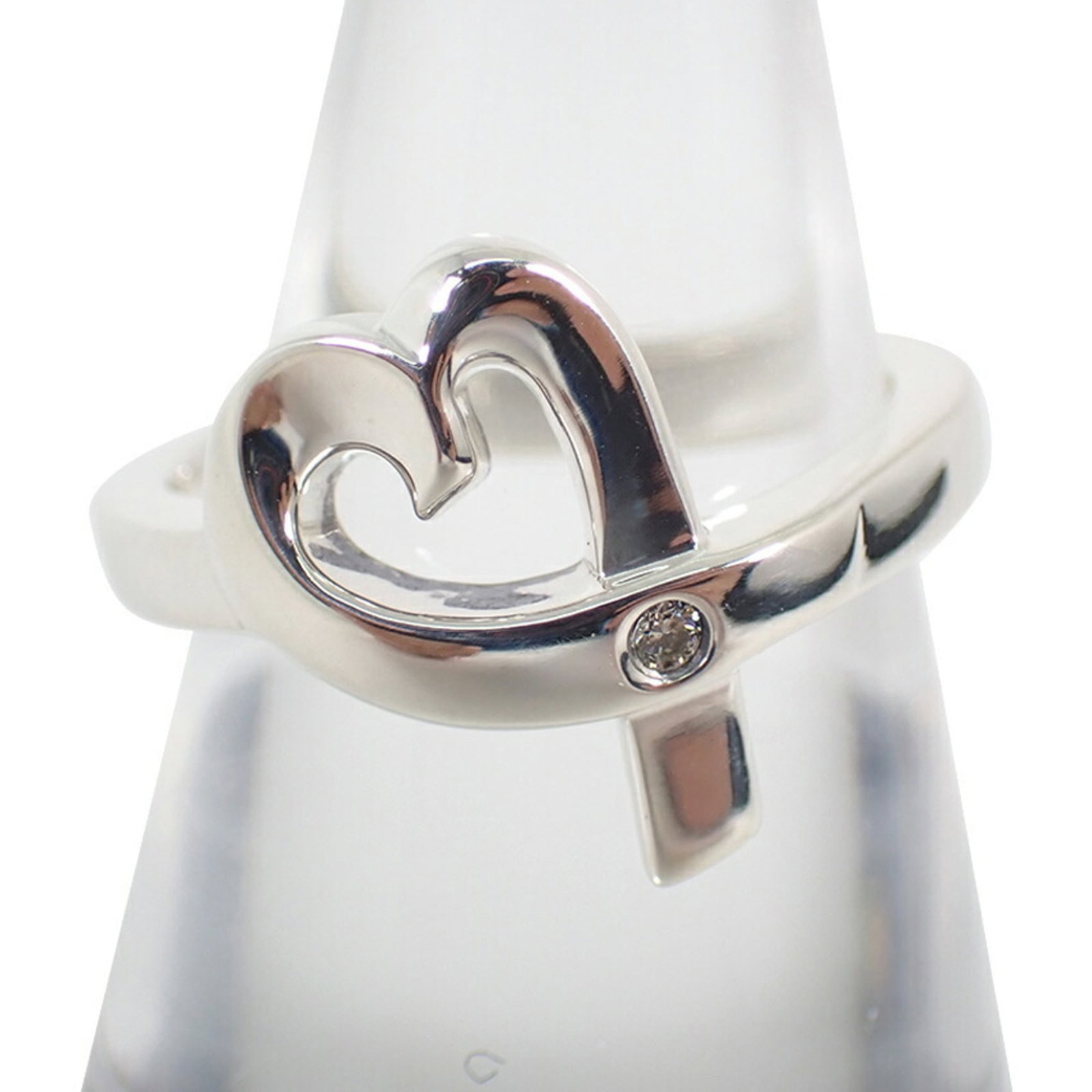 Sterling Silver Ring Tiffany Band: Sterling Silver Ring Tiffany Band Sterling Silver Tiffany Band Ring, 925, Us Size 6.5, Used (like new) condition with hardly any traces of usage. This beautiful band features a high-quality sterling