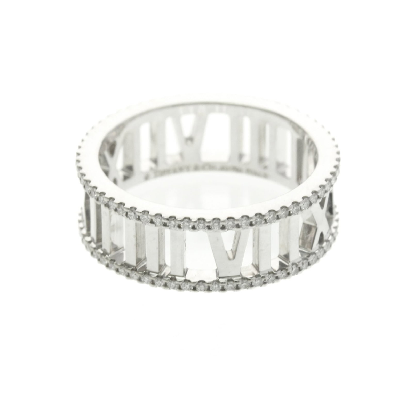 Tiffany Band Ring White Gold (18K): Tiffany Band Ring White Gold (18K) Tiffany Band Ring White Gold (18K) is a stylish and elegant fashion ring featuring 18K white gold metal, a diamond stone, and a comfortable fit. The ring has been we