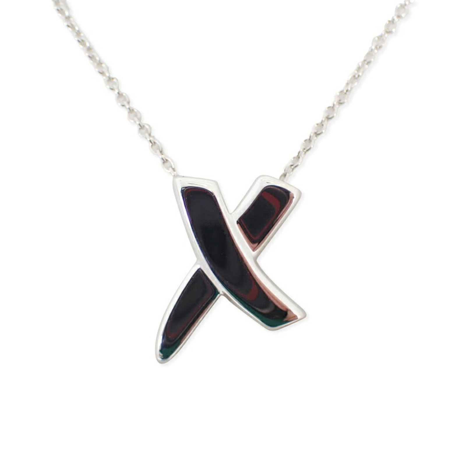 Tiffany kiss pendant necklace: Tiffany kiss pendant necklace Sterling silver Tiffany kiss pendant necklace, featuring a 15.7mm x 12.2mm design with a 40 cm / 15.74'' adjustable neck circumference, bears a signature. The necklace is