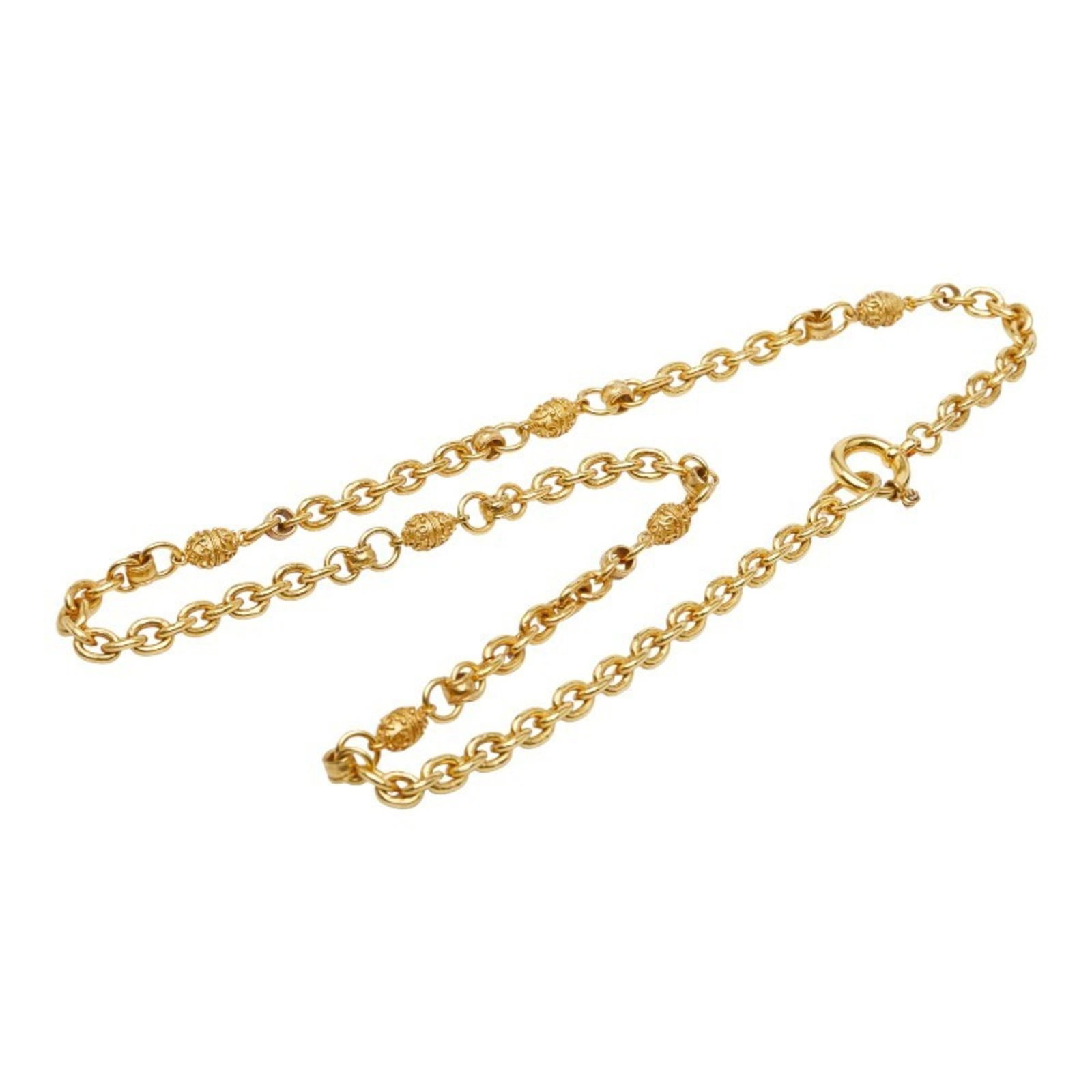 Chanel Coco Mark Women's Vintage Gold Plated Necklace: Chanel Coco Mark Women's Vintage Gold Plated Necklace Chanel Coco Mark Women's Vintage Gold Plated Necklace features a gold plated pendant with a classic design, measuring 14.2mm x 9.8mm. This