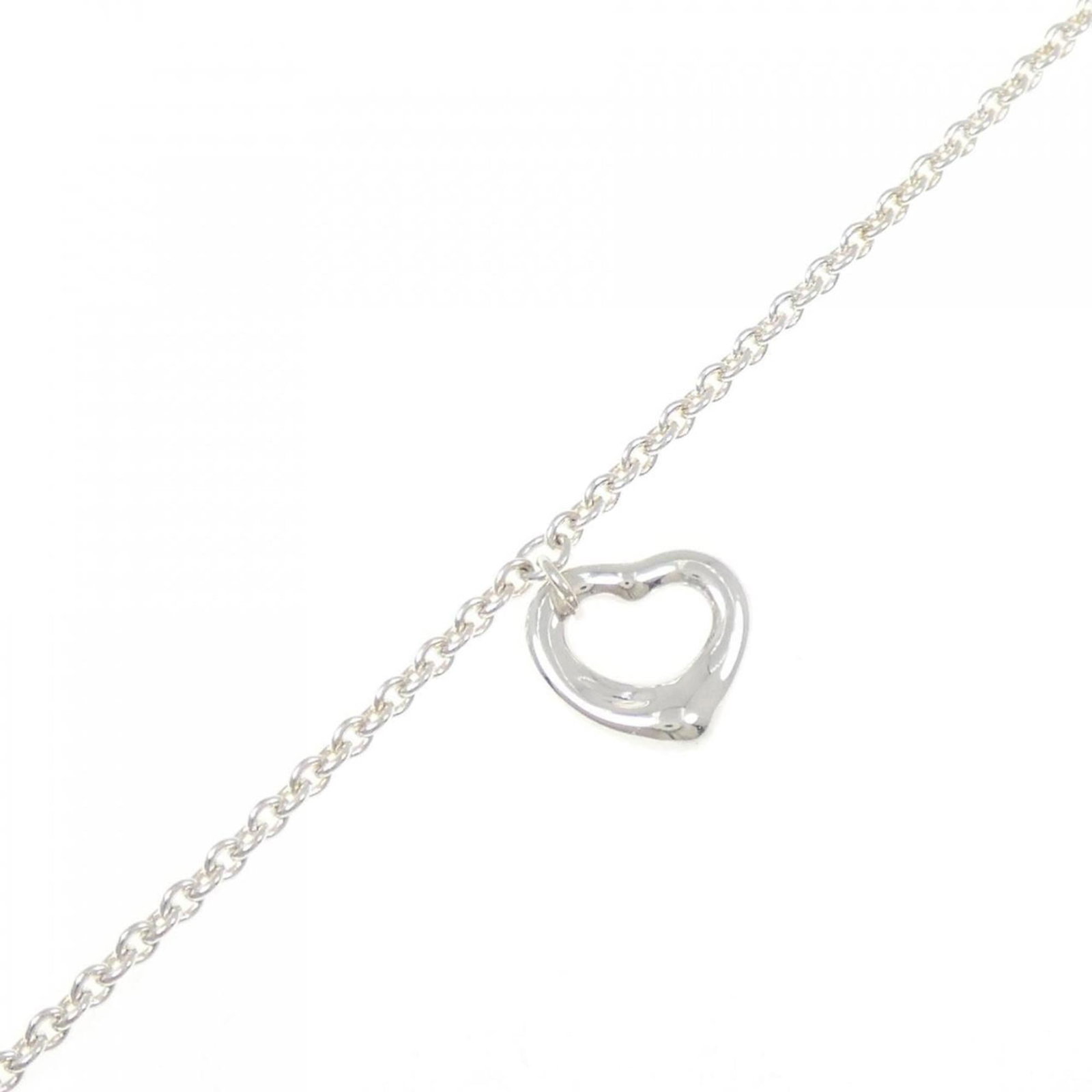 Charm Tiffany Bracelet 925 Silver: Charm Tiffany Bracelet 925 Silver The Charm Tiffany Bracelet is made from high-quality 925 silver, offering a touch of elegance to any outfit. With its sterling silver material and classic design, thi