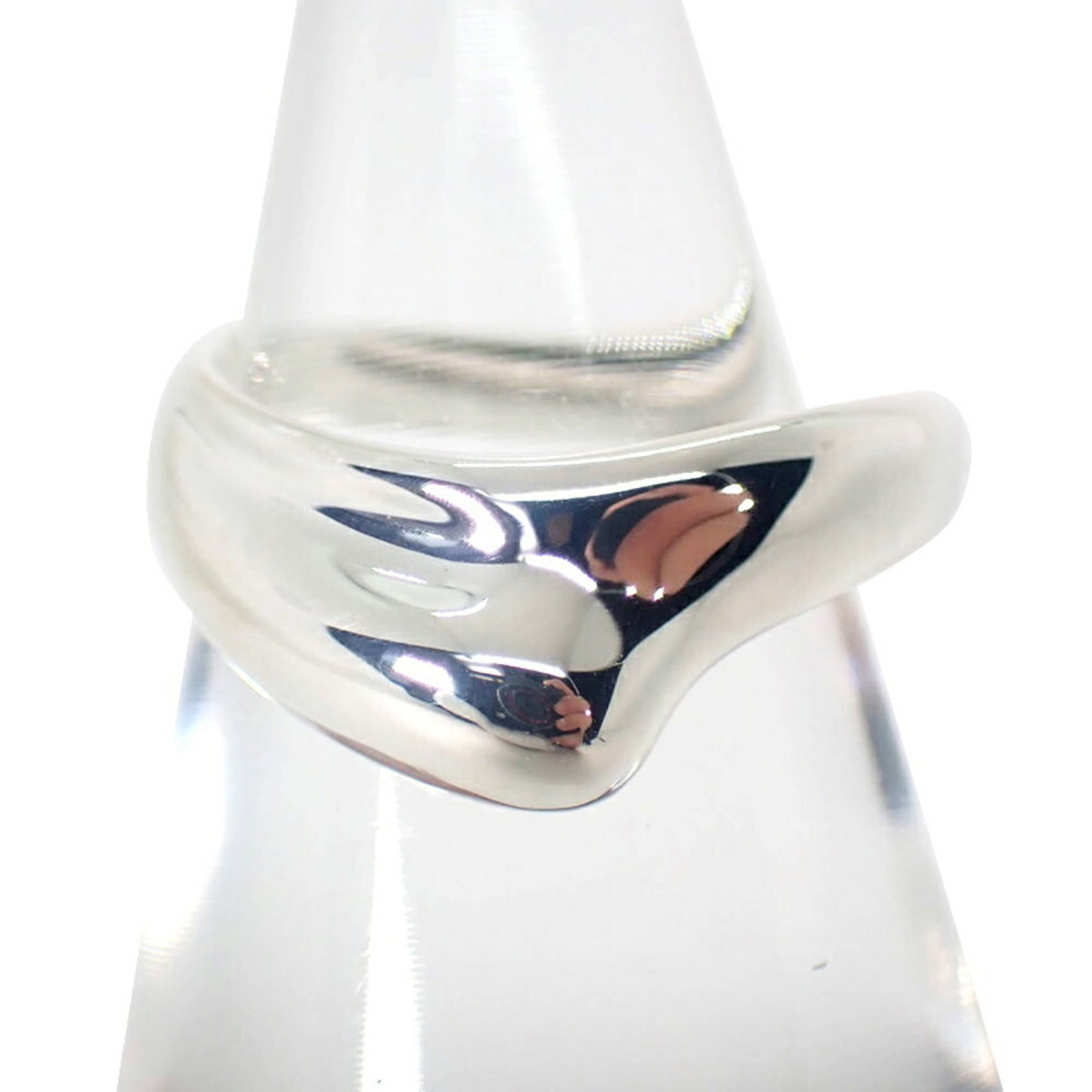 Sterling Silver Ring Tiffany Band: Sterling Silver Ring Tiffany Band Sterling Silver Ring Tiffany Band - A Like New Condition, High-Quality Item. Made from genuine sterling silver (925), this band features a classic design that exudes