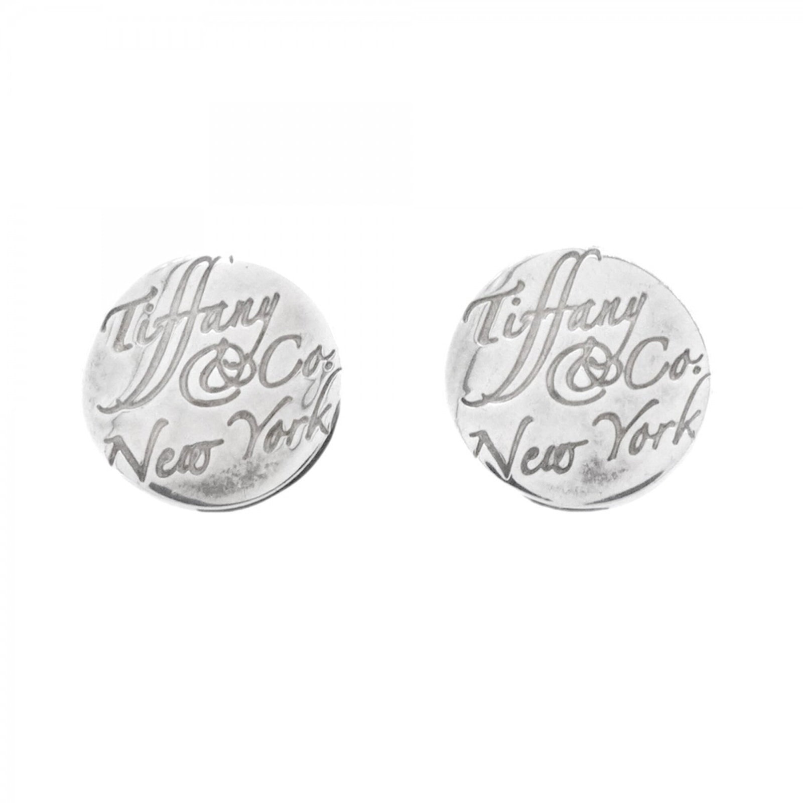 Silver 925 stud earrings by Tiffany: Silver 925 stud earrings by Tiffany Silver 925 stud earrings by Tiffany, bearing the hallmark of high-quality craftsmanship, feature a sleek and modern design. Made from durable silver 925 material, t