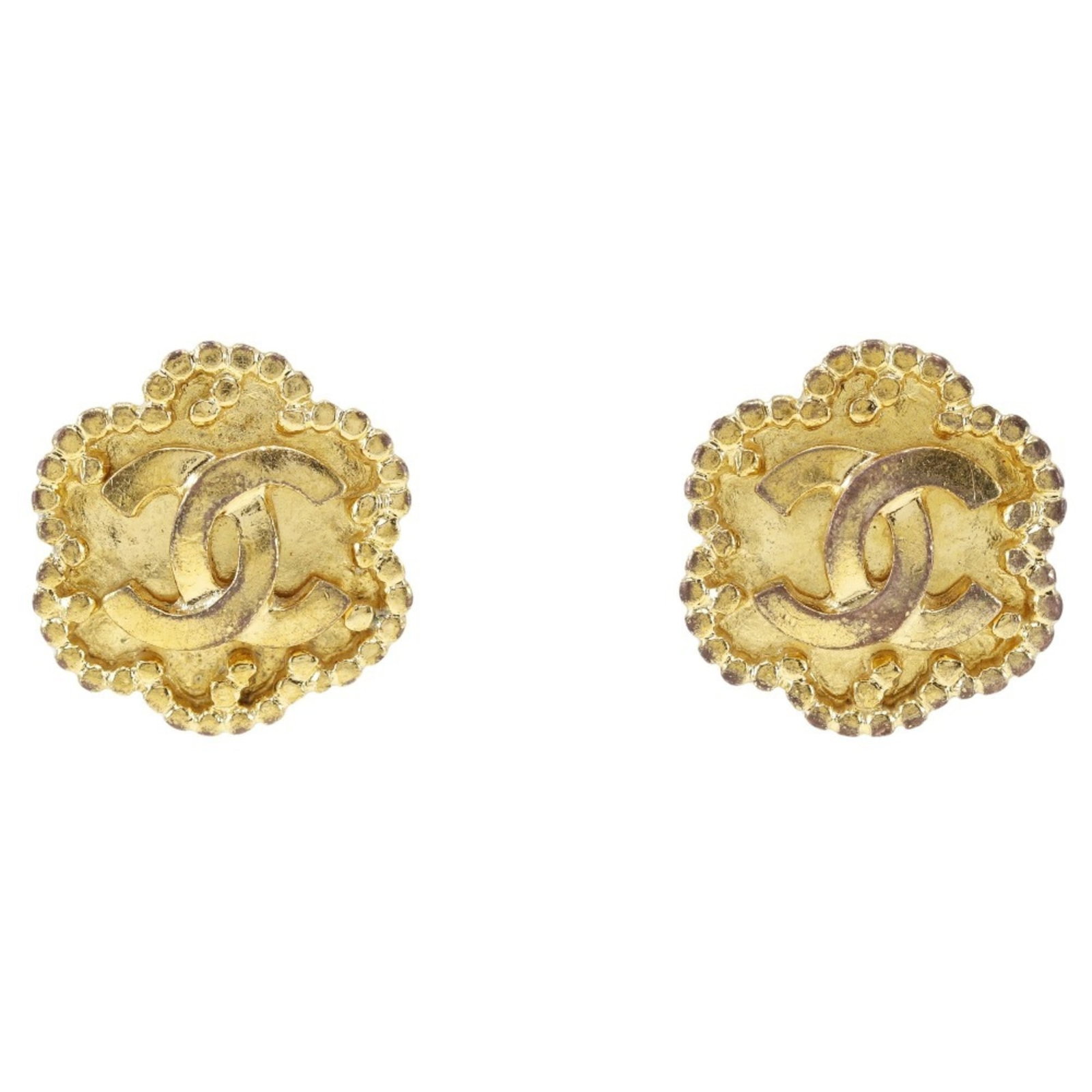 Clip earrings gold plating by Chanel: Clip earrings gold plating by Chanel Clip earrings in gold plating, designed by the renowned fashion house Chanel. These elegant accessories feature a classic clip design and are made from durable gol