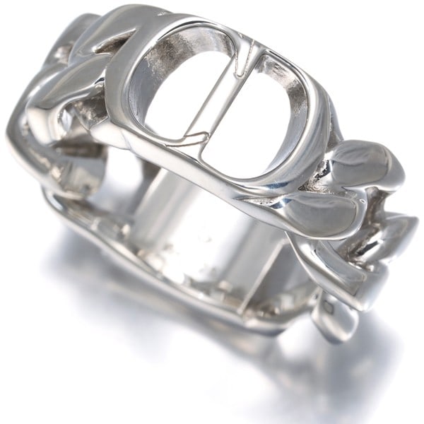 Christian Dior Ring Cd Icon Chain Link S Engraved Us8.5 Silver 925: Christian Dior Ring Cd Icon Chain Link S Engraved Us8.5 Silver 925 Sterling silver ring featuring the iconic CD chain link design from Christian Dior, engraved with a subtle touch. This elegant piece 