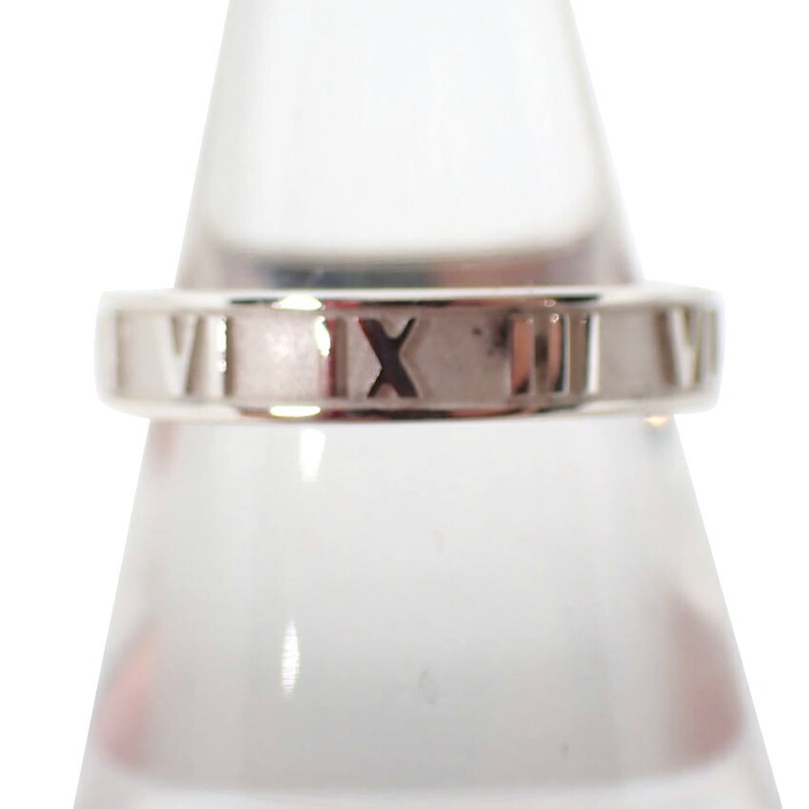 Sterling Silver Ring Tiffany Band: Sterling Silver Ring Tiffany Band Sterling silver ring with Tiffany band design, featuring a classic and elegant look. Made from high-quality sterling silver (925), this band ring is a great option