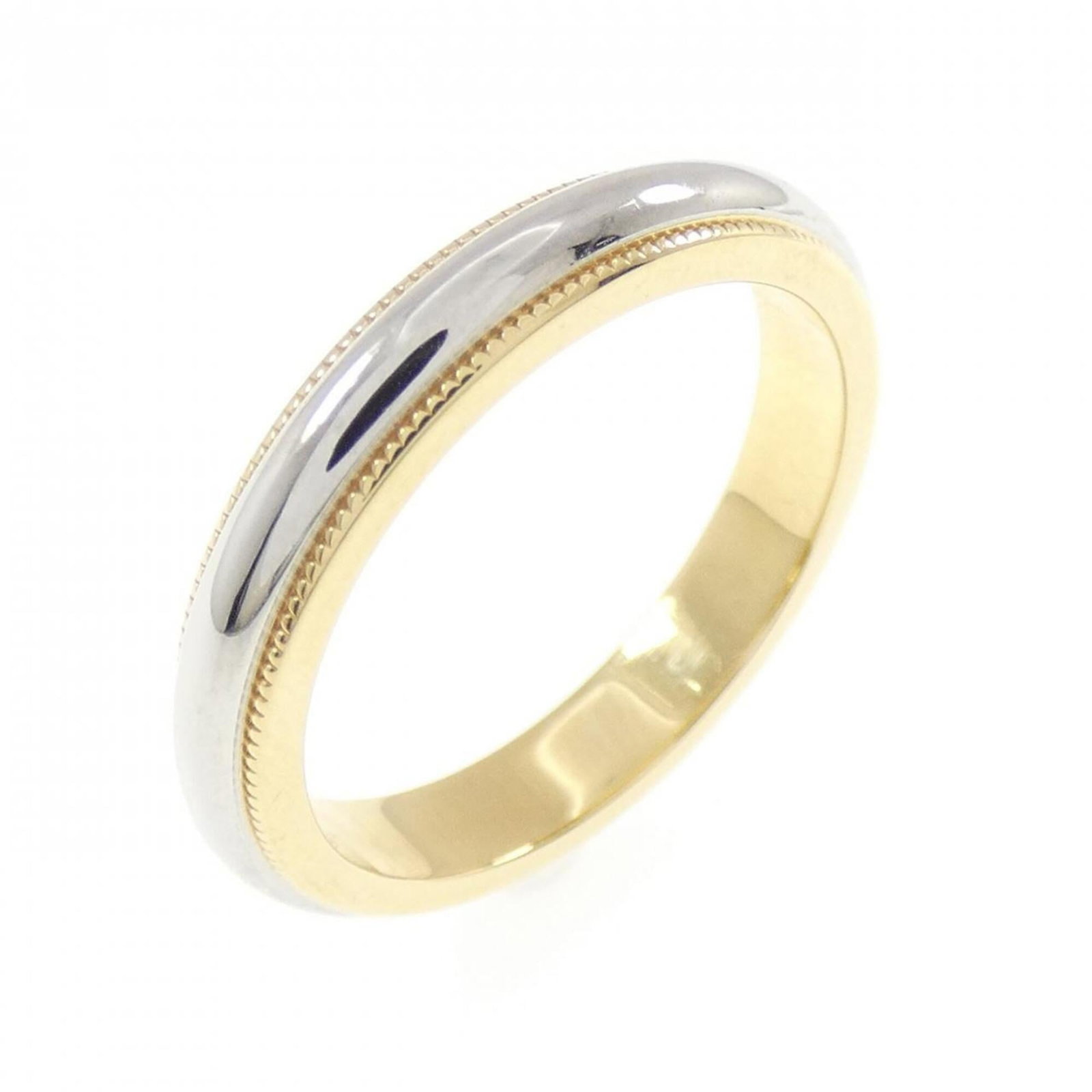 Tiffany Band Ring Platinum 950 Yellow Gold (18K): Tiffany Band Ring Platinum 950 Yellow Gold (18K) Platinum 950, Yellow Gold (18K) construction provides durability and luxury feel. This Tiffany band ring features a classic design with subtle scratche