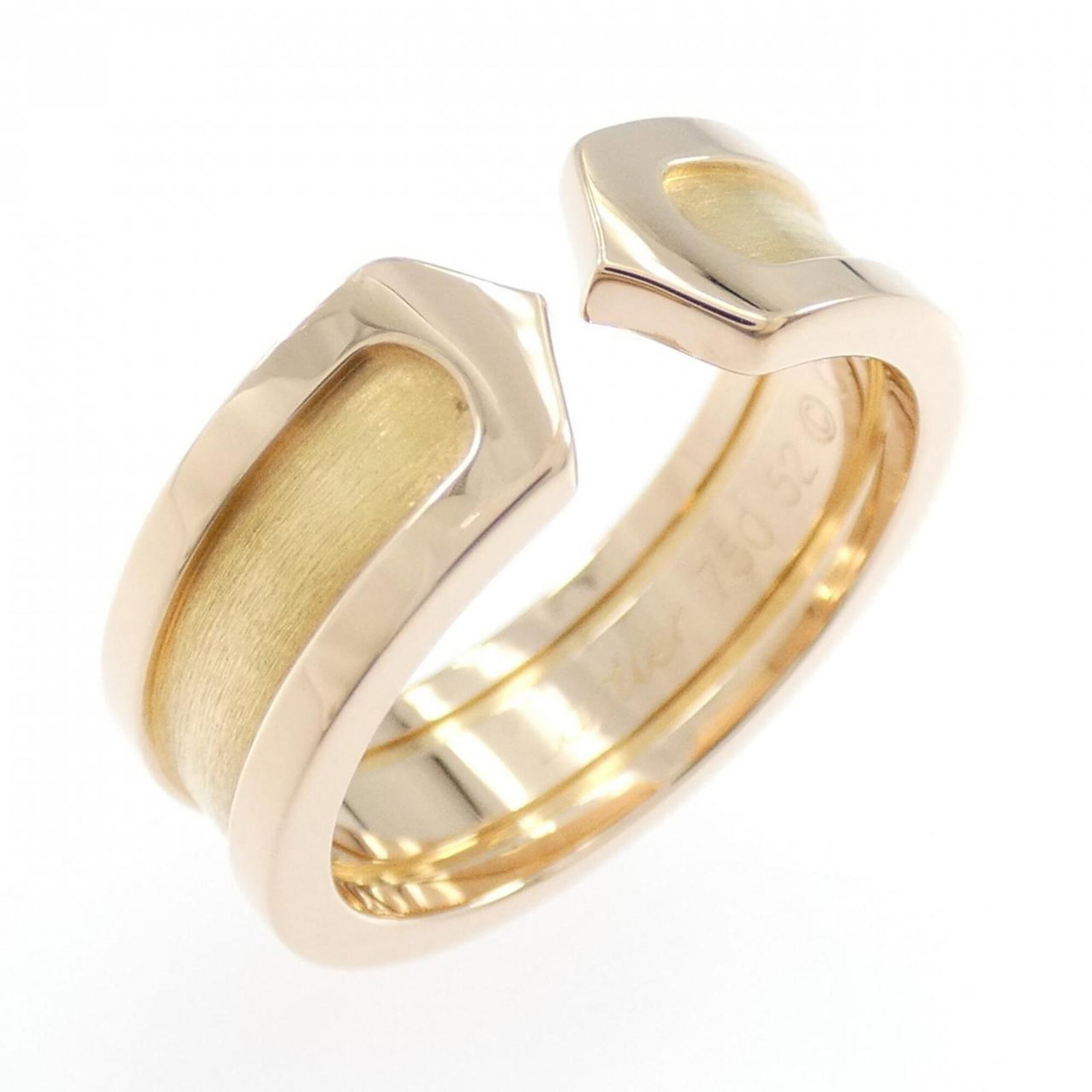 Pink gold 18k ring band from Cartier: Pink gold 18k ring band from Cartier Pink gold 18k ring band from Cartier, featuring a classic design with subtle traces of usage and minor scratches. This used ring band is in very good condition,