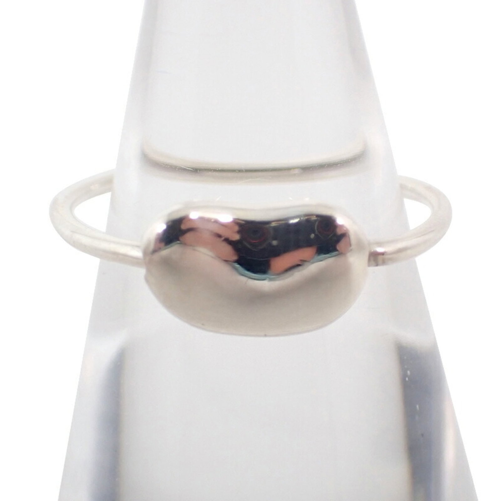 Sterling Silver Ring Tiffany Band: Sterling Silver Ring Tiffany Band Sterling silver Tiffany band ring in excellent condition, with hardly any signs of wear. This beautiful piece features the iconic Tiffany brand and is made from high-
