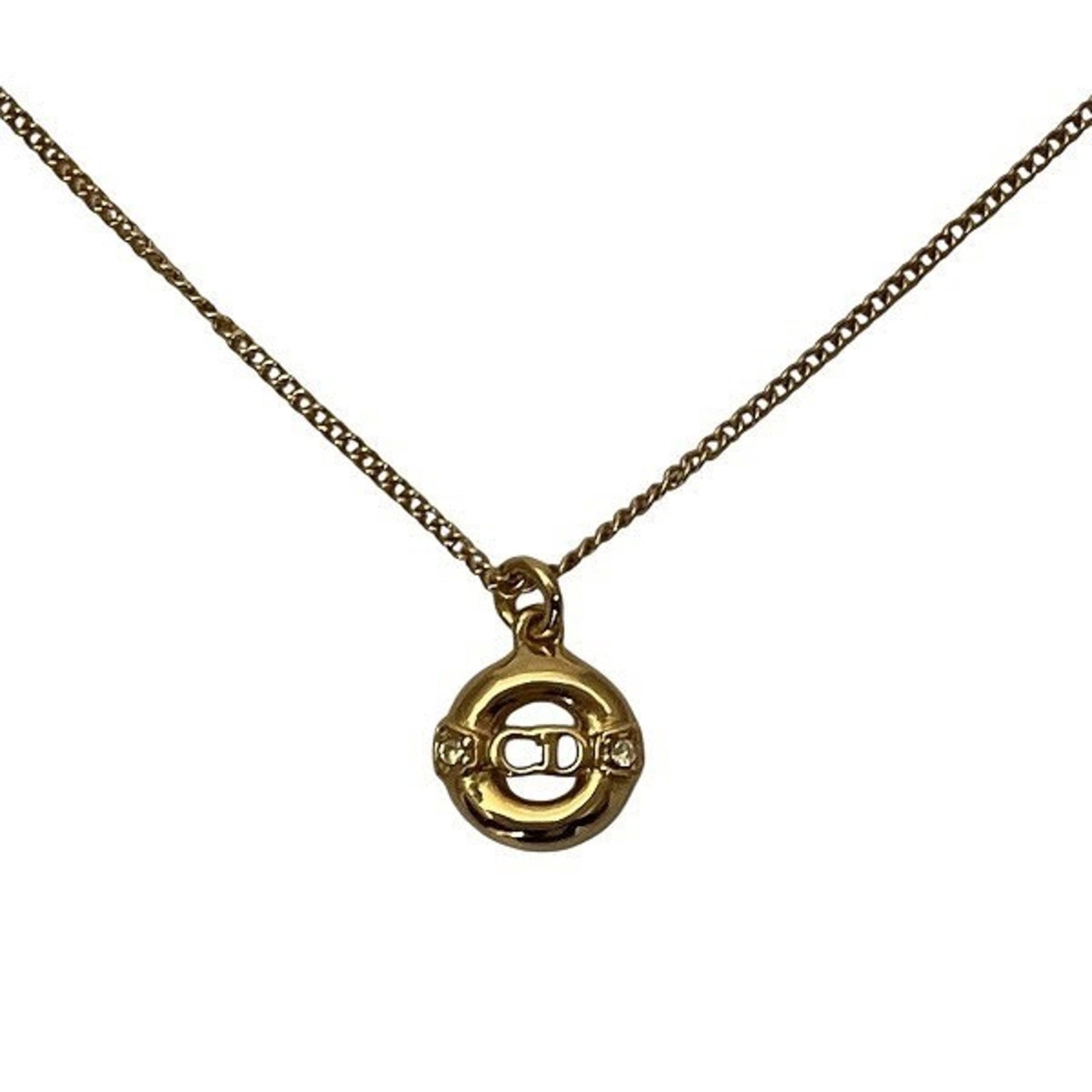 Christian Dior Cd Logo Circle Necklace For Women: Christian Dior Cd Logo Circle Necklace For Women Gold Cd Logo Circle Necklace For Women, featuring the iconic Christian Dior design. This classic necklace boasts a 10mm x 10mm gold pendant with a