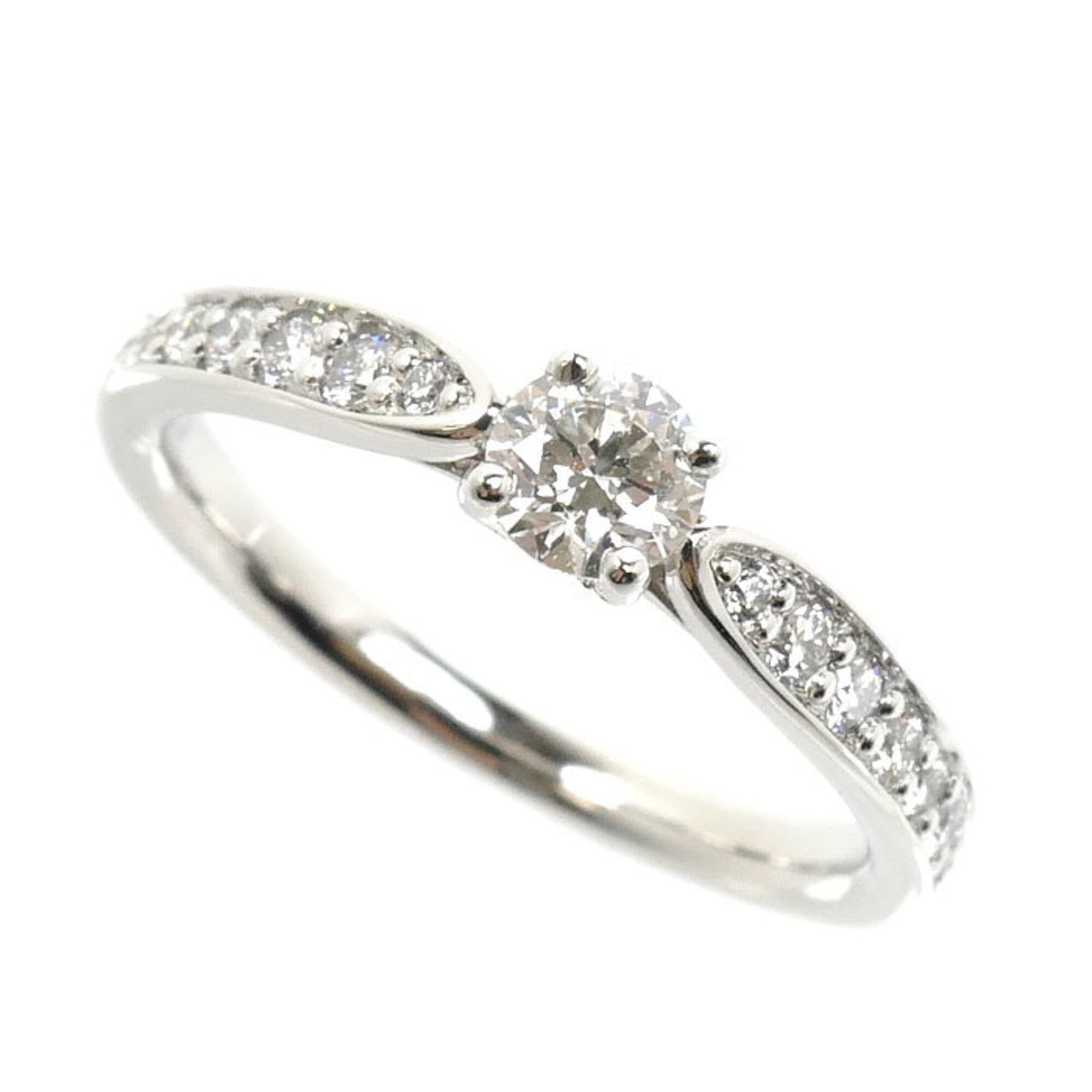 Platinum ring by Tiffany band: Platinum ring by Tiffany band Platinum ring by Tiffany features a diamond stone set in a band design, crafted from high-quality platinum. The ring bears a signature and is made with 950 platinum, offe