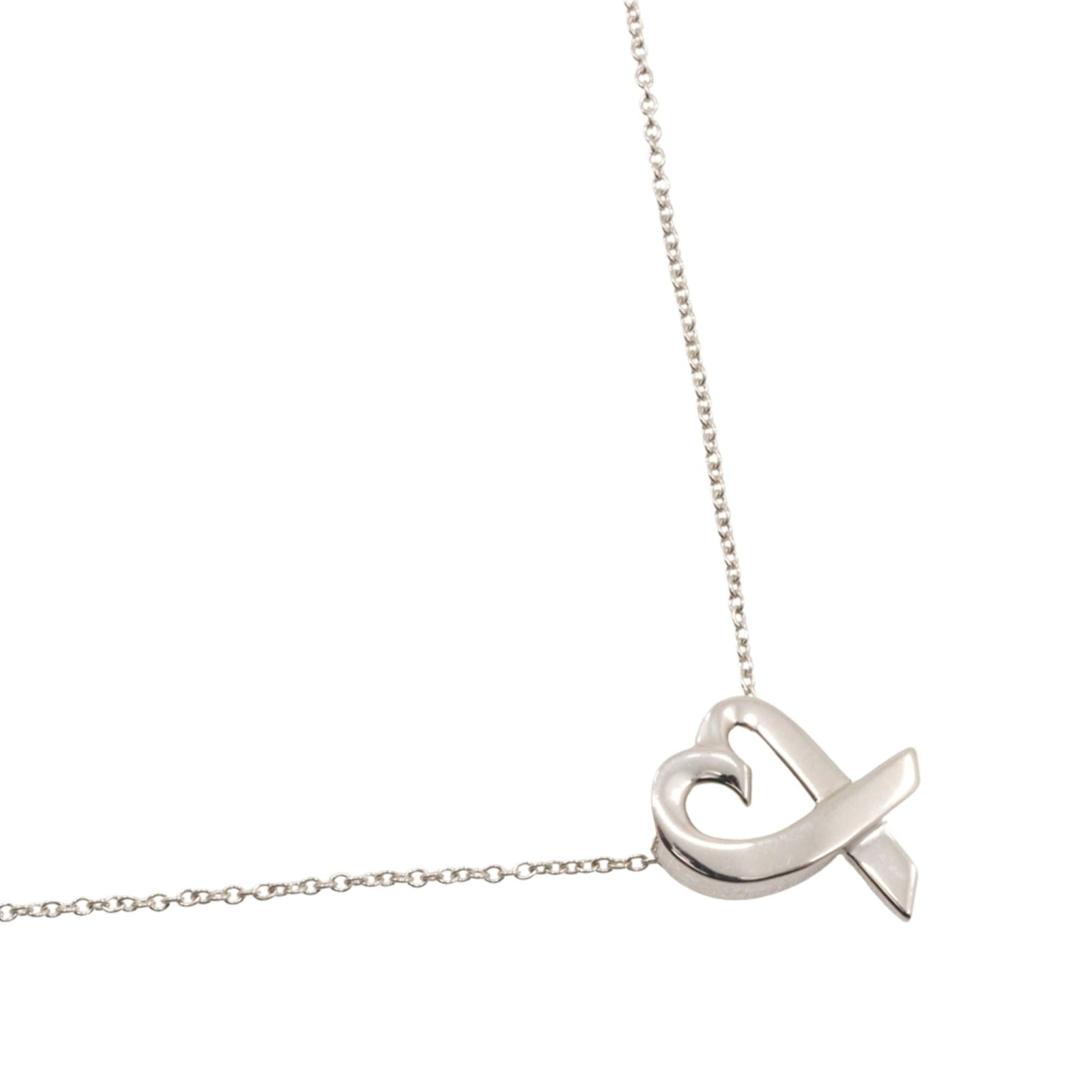 Tiffany & Co. Loving Heart Necklace Paloma Picasso Silver 925 Approx. 3G Women'S: Tiffany & Co. Loving Heart Necklace Paloma Picasso Silver 925 Approx. 3G Women'S Tiffany & Co. Loving Heart Necklace Paloma Picasso Silver 925 features a beautiful, intricate design with a 15mm x 11mm