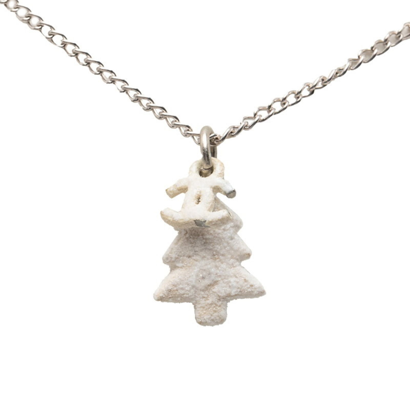 Women's Christmas necklace silver white metal motif tree Coco Chanel.: Women's Christmas necklace silver white metal motif tree Coco Chanel. Silver and white metal motif tree necklace from Coco Chanel, with a pendant size of 16.3mm x 13.9mm and a neck circumference of 42