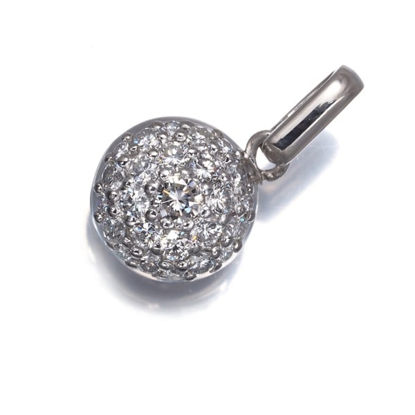 Diamond 0.56Ct Paved Round Pendant 900 Platinum: Diamond 0.56Ct Paved Round Pendant 900 Platinum 900 Platinum Diamond Paved Round Pendant showcases a natural diamond set into a platinum pave design, creating a sleek and sophisticated look. The penda