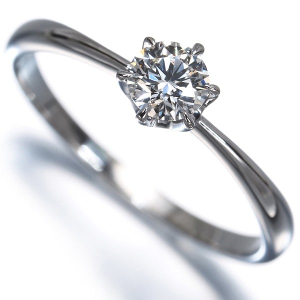 Tasaki Ring Diamond 0.30Ct E Vvs1 Ex Solitaire Us6-6.25 Pt 900: Tasaki Ring Diamond 0.30Ct E Vvs1 Ex Solitaire Us6-6.25 Pt 900 Tasaki Ring Diamond 0.30Ct E Vvs1 Ex Solitaire US6-6.25 Pt 900 - A stunning platinum ring featuring a natural diamond with exceptional cl