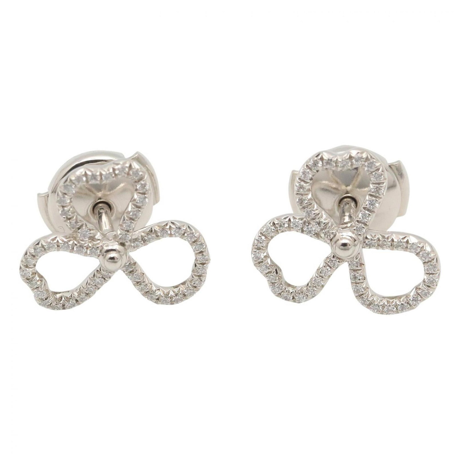 Tiffany Stud Earrings Platinum 950: Tiffany Stud Earrings Platinum 950 Platinum stud earrings from Tiffany featuring clear, silver stones and a diamond accent, measuring 11.50mm x 11.50mm in size. The item has some scratches and dirt, b