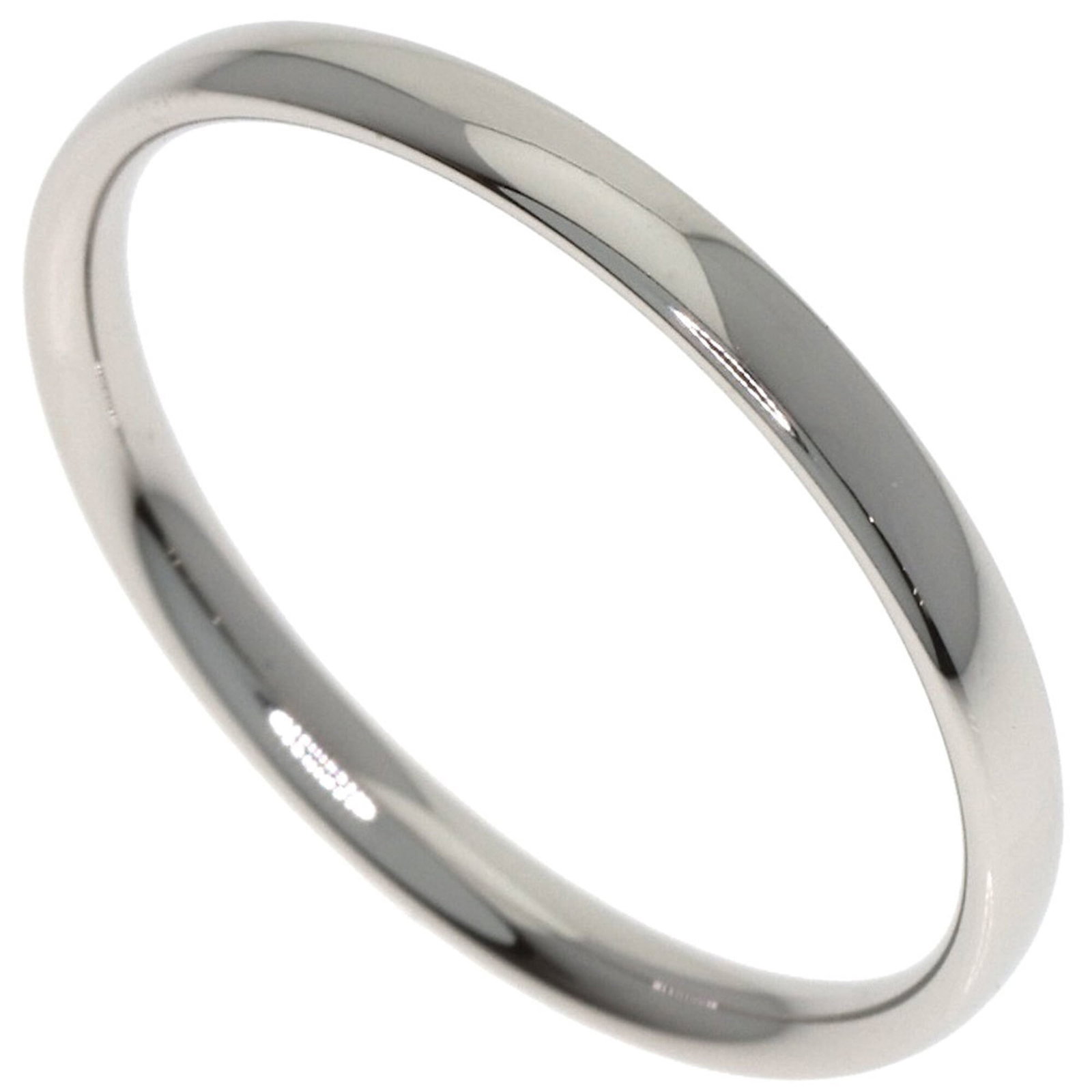 Women's platinum ring #53 boucheron wedding: Women's platinum ring #53 boucheron wedding Platinum ring #53 from renowned French jeweler Boucheron, featuring a striking design in silver and platinum. With its unique characteristics and subtle