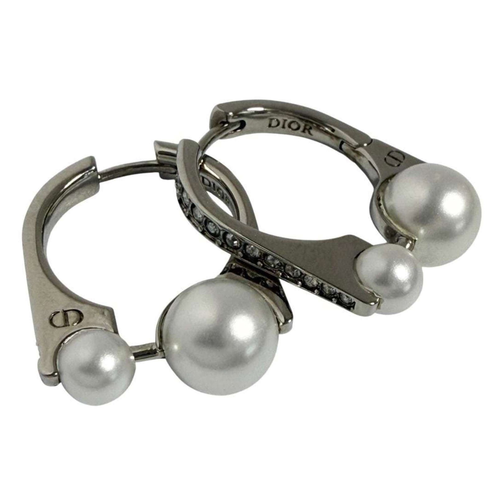 Christian Dior Hoop Earrings Artificial Pearl Metal Rhinestone: Christian Dior Hoop Earrings Artificial Pearl Metal Rhinestone Christian Dior Hoop Earrings are adorned with artificial pearl, metal, and rhinestone details, adding a touch of luxury to any outfit. Th