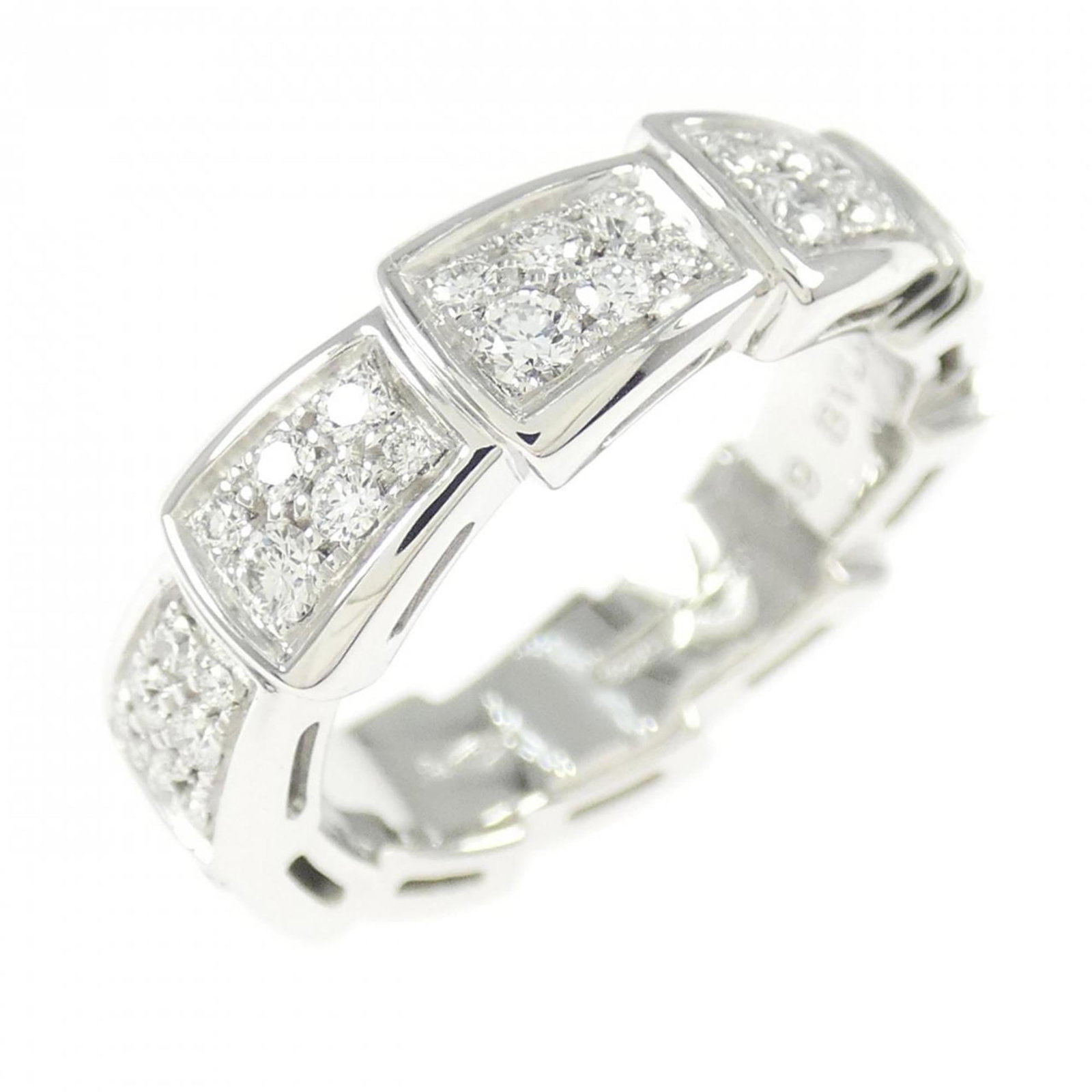 Bvlgari Band Ring White Gold (18K): Bvlgari Band Ring White Gold (18K) Bvlgari Band Ring White Gold (18K) - A sleek and sophisticated band ring featuring white gold (18K) with a diamond stone. This high-quality piece boasts a classic