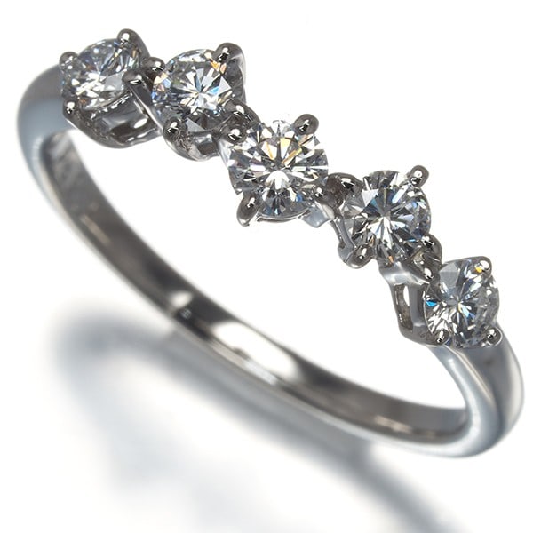 Royal Asscer Ring Diamond 0.48Ct Us6-6.25 900 Platinum: Royal Asscer Ring Diamond 0.48Ct Us6-6.25 900 Platinum 0.48 carat Royal Asscher diamond, set in 900 platinum, bears the signature of its creator. This natural diamond ring features a unique