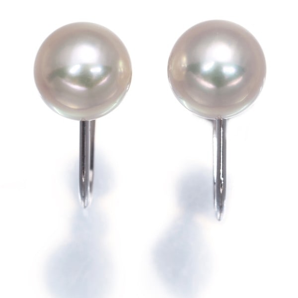 Akoya Pearl earrings 750 7.2Mm white gold solitaire Mikimoto: Akoya Pearl earrings 750 7.2Mm white gold solitaire Mikimoto 750 7.2Mm white gold solitaire Mikimoto Akoya Pearl earrings, featuring a stunning single Akoya pearl set in 18k white gold, showcasing