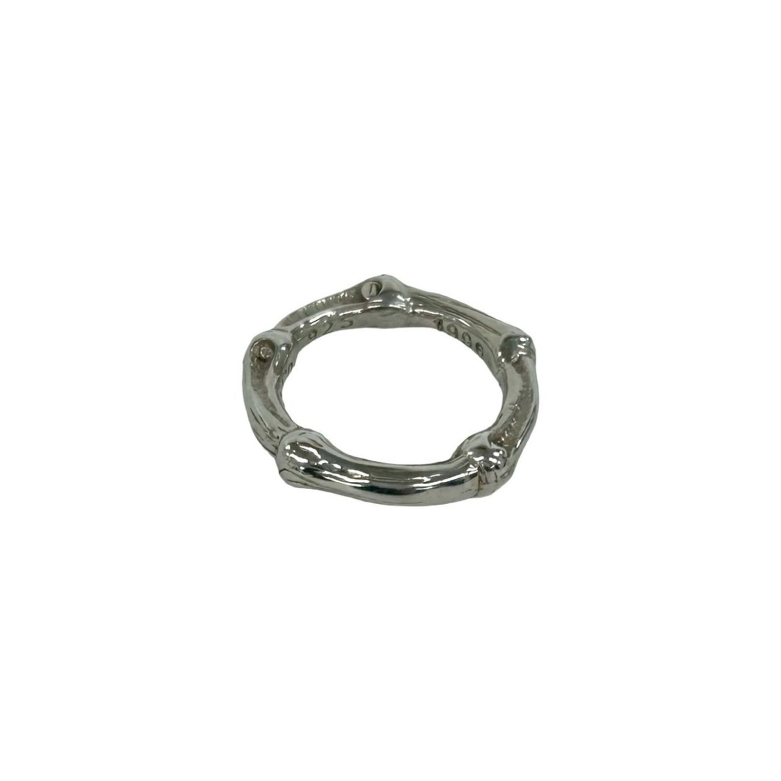Tiffany Band Ring Silver 925: Tiffany Band Ring Silver 925 Silver band ring from Tiffany, made from high-quality silver 925. The item bears traces of usage and minor scratches/dirt, but remains in good condition overall. A used si