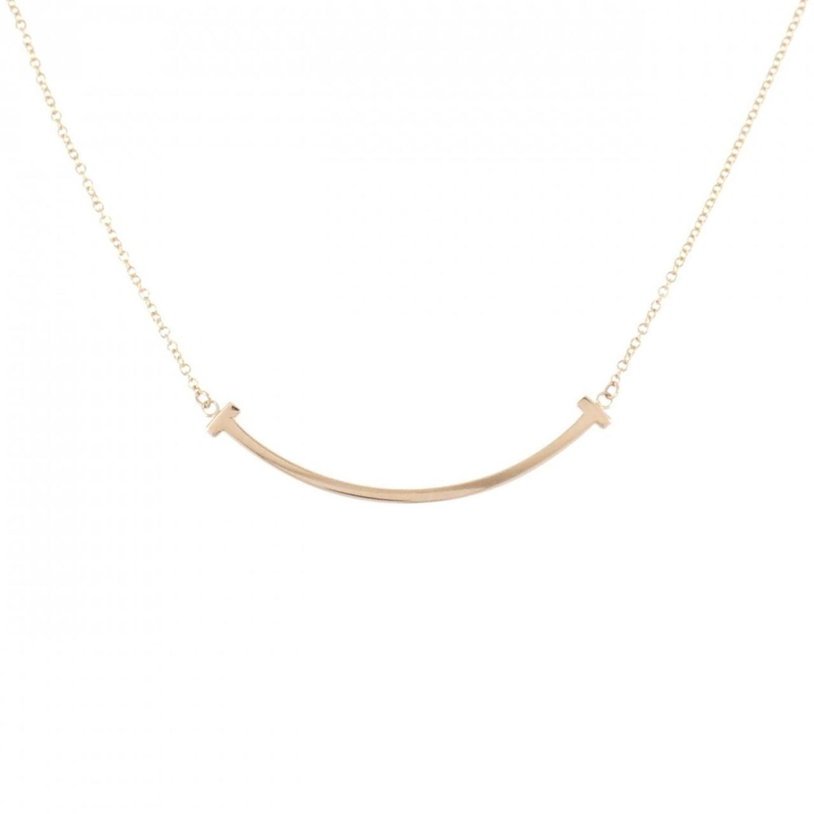 Smile of Tiffany T Necklace Small: Smile of Tiffany T Necklace Small Small Tiffany T Necklace in Pink Gold, measuring 3.6mm x 37mm, features a delicate pendant suitable for women with neck circumferences ranging from 41 cm to 46 cm.