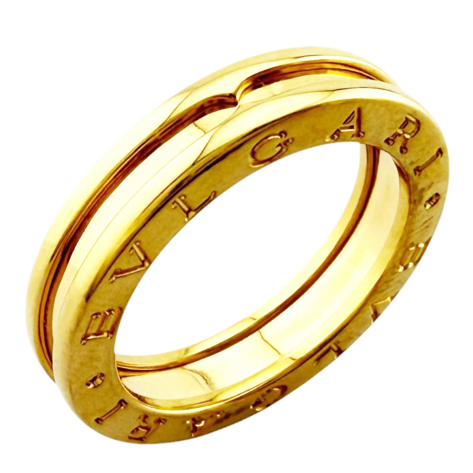 Bvlgari Band Ring Yellow Gold (18K): Bvlgari Band Ring Yellow Gold (18K) Bvlgari Band Ring Yellow Gold (18K) - A statement piece with elegant simplicity, this 18K yellow gold band ring boasts a refined design that exudes sophistication.