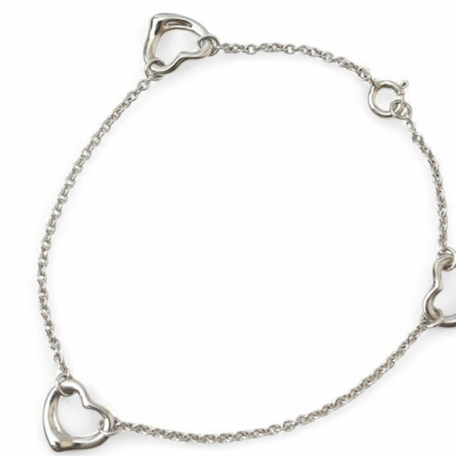 Charm Tiffany Bracelet 925 Silver: Charm Tiffany Bracelet 925 Silver Charm Tiffany Bracelet 925 Silver boasts a sleek design with a silver stone, measuring 1cm x 1cm. The bracelet itself is made from high-quality 925 silver metal and f